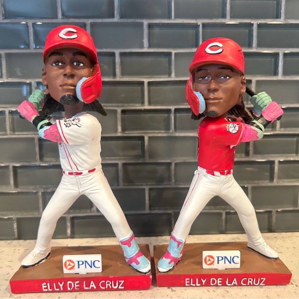 Elly De La Cruz switch hitter Bobblehead Set 2025 SGA red and white